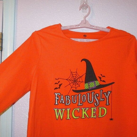 FABULOUSLY WICKED Witch T-SHIRT Size 2X LONG SLEEVE Glitter BATS Spiders WEB Hat - Picture 3 of 8